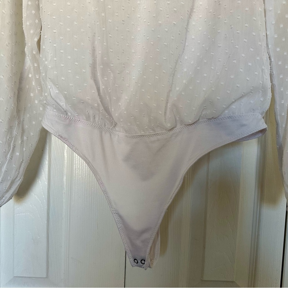 Abercrombie & Fitch White Sheer Bodysuit Long Sleeve Size Large - Picture 4 of 10